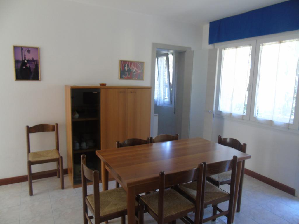 Villa Valeria Lignano Sabbiadoro Quarto foto